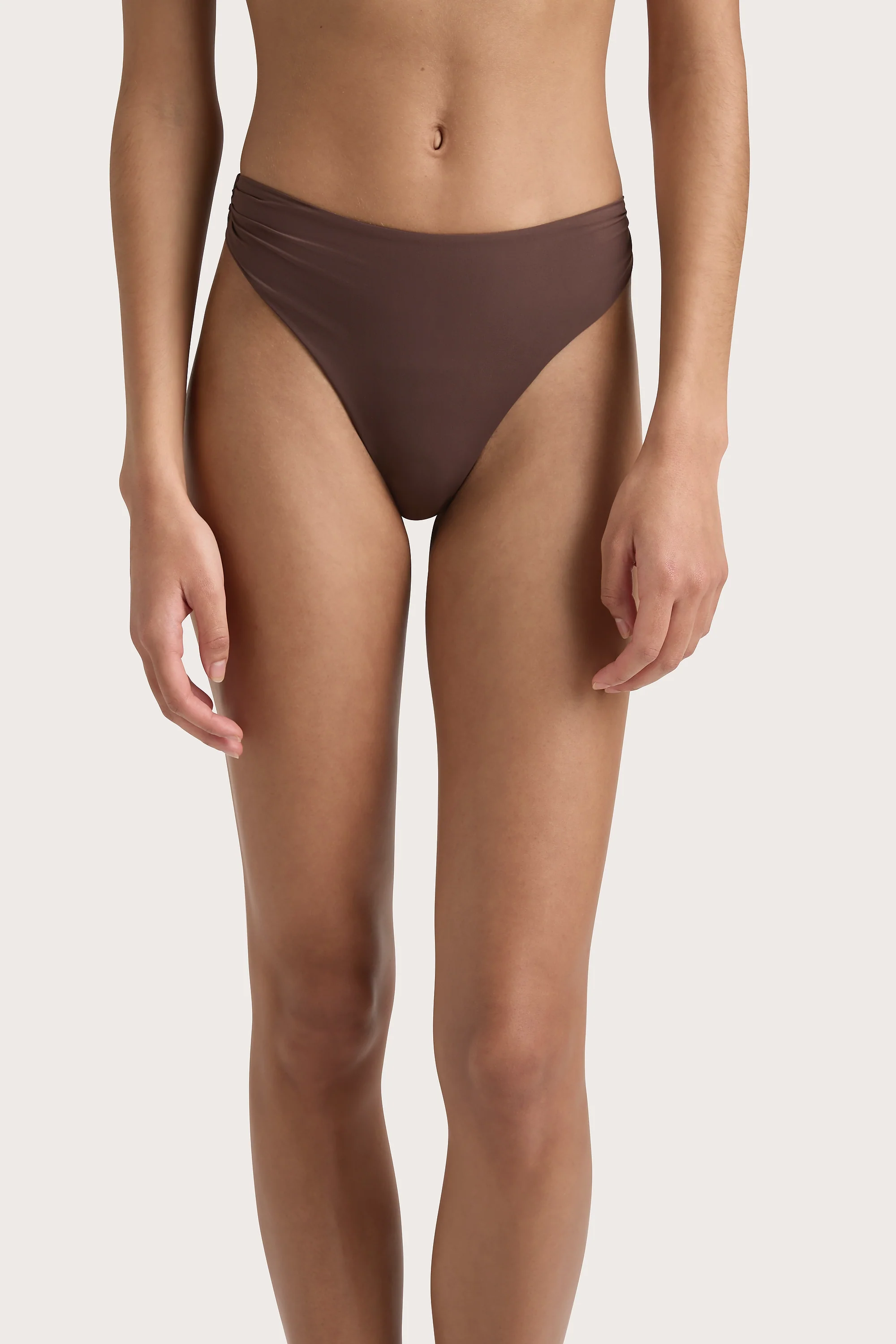 Henni Bikini Bottom Bistre - Final Sale