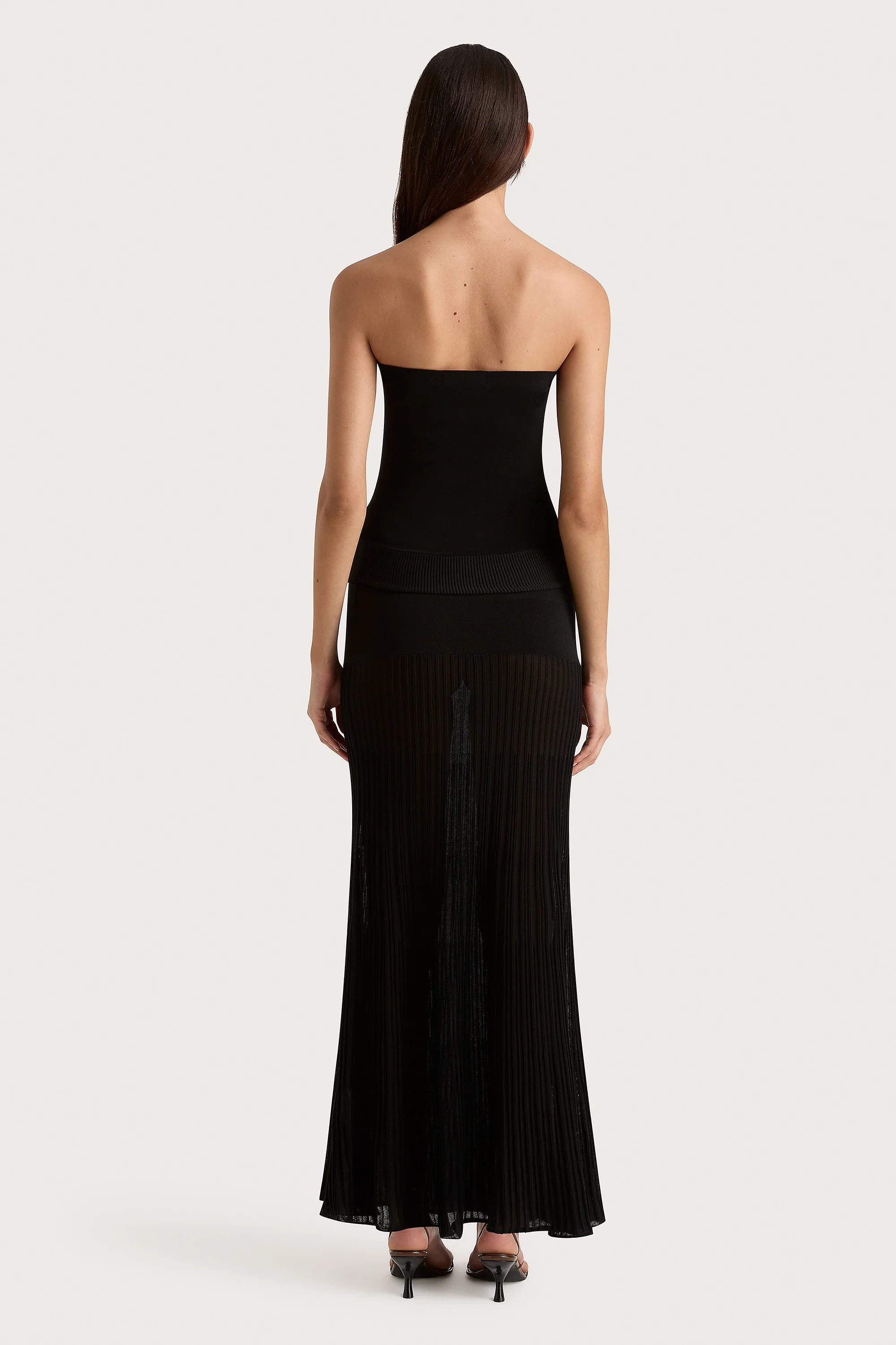 1260-citara-skirt-black-final-sale-1.webp