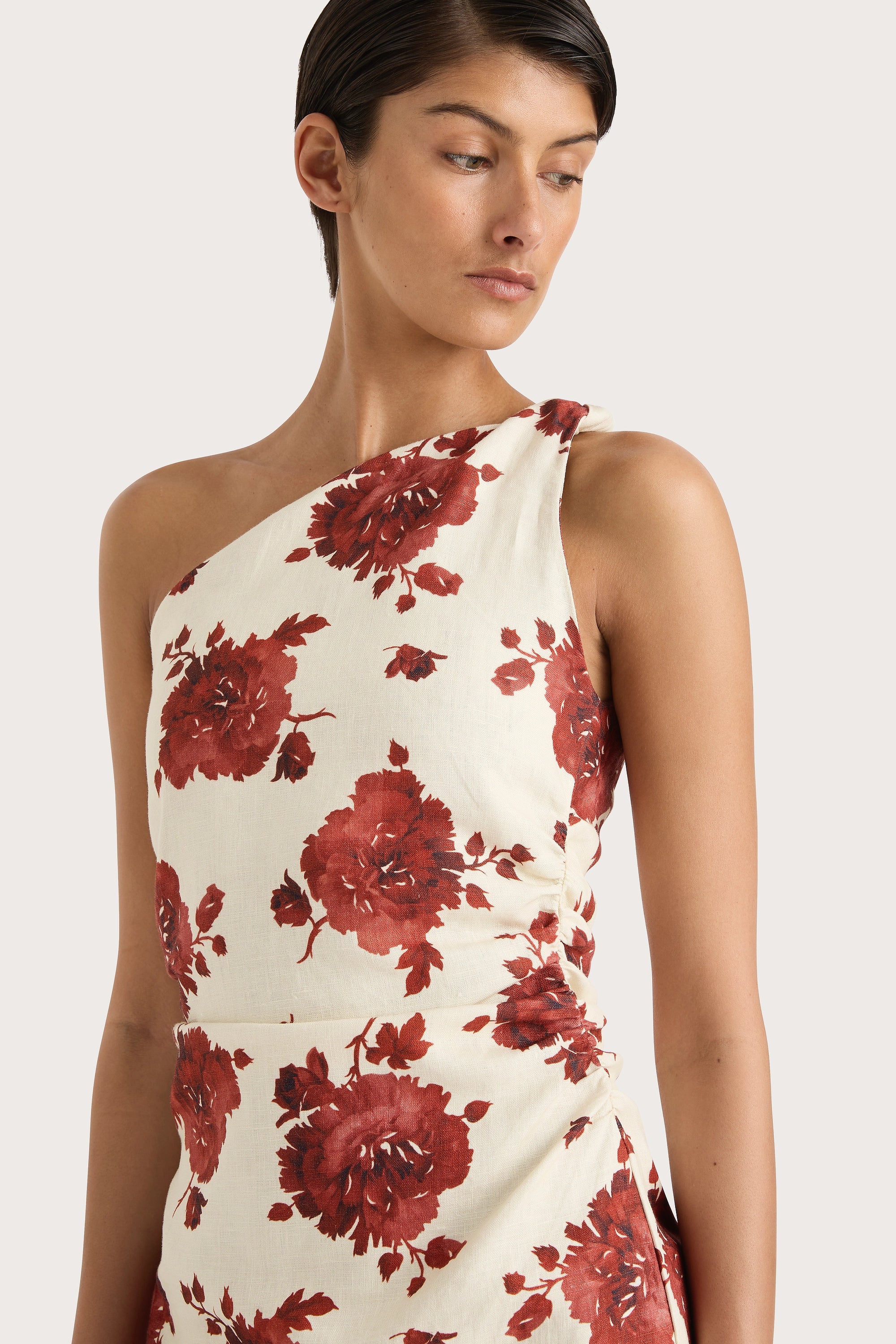 22-marga-mini-dress-cecile-floral-garnet-1.webp