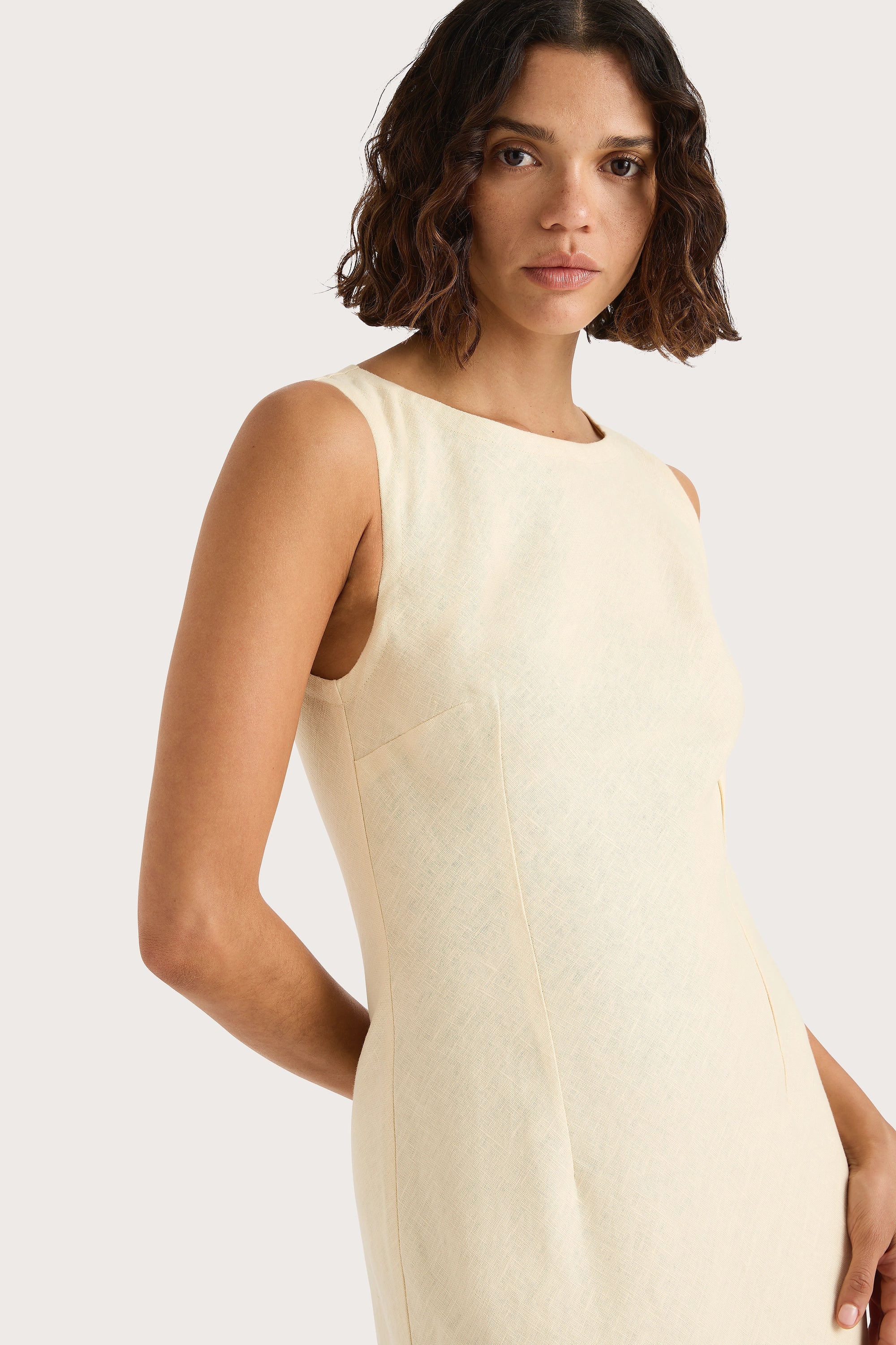 233-lydie-maxi-dress-butter-1.webp