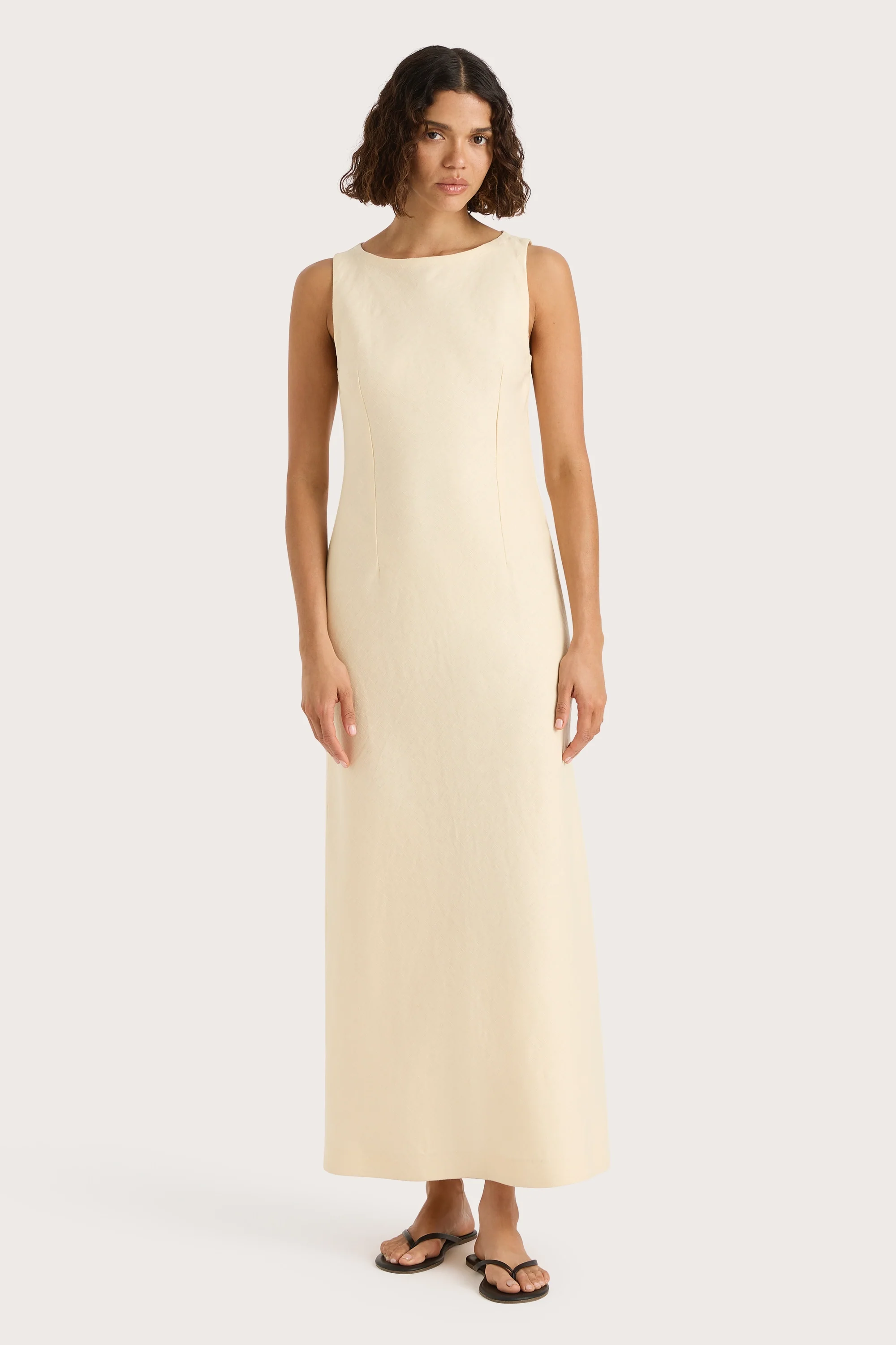 233-lydie-maxi-dress-butter-1.webp