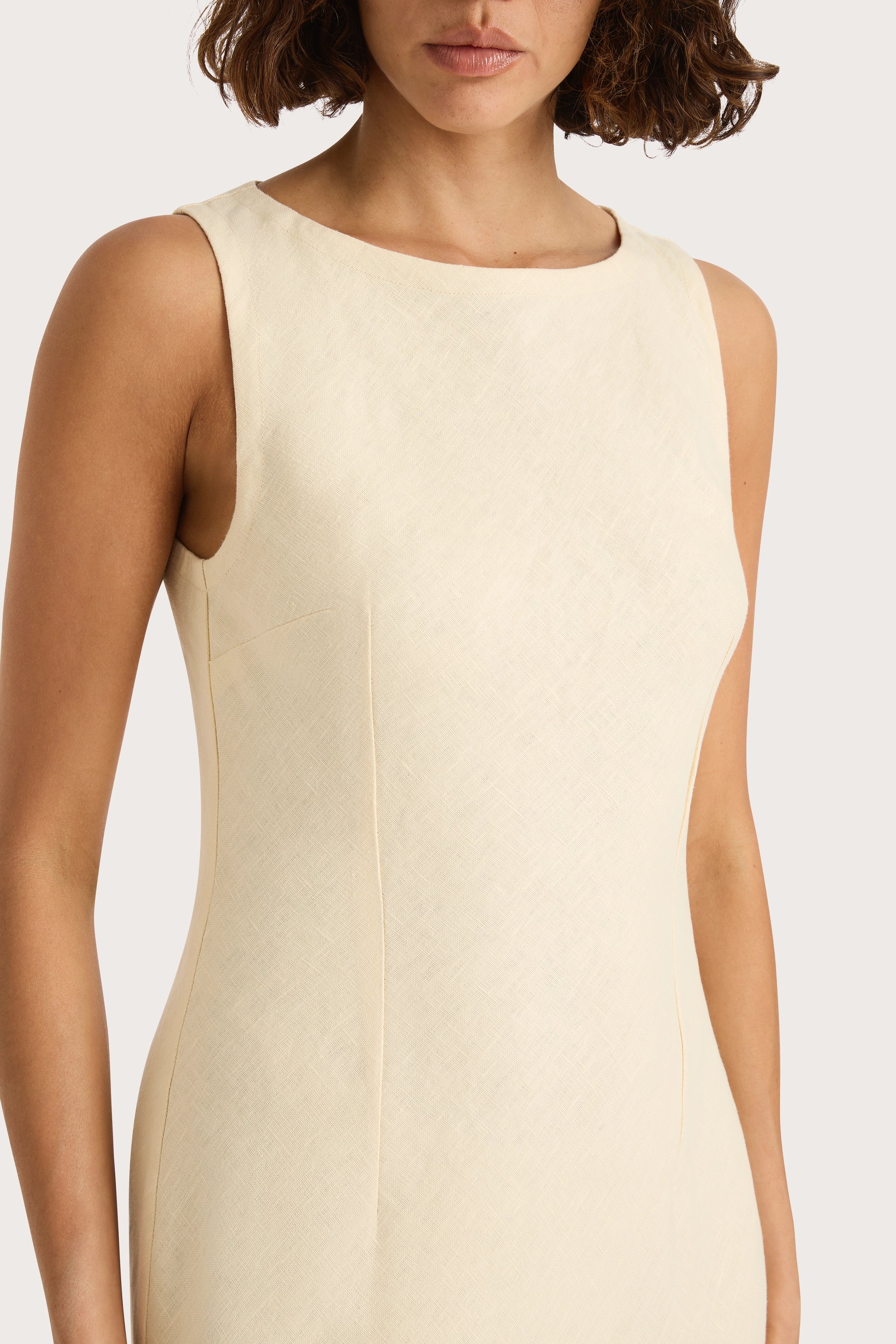 233-lydie-maxi-dress-butter-1.webp