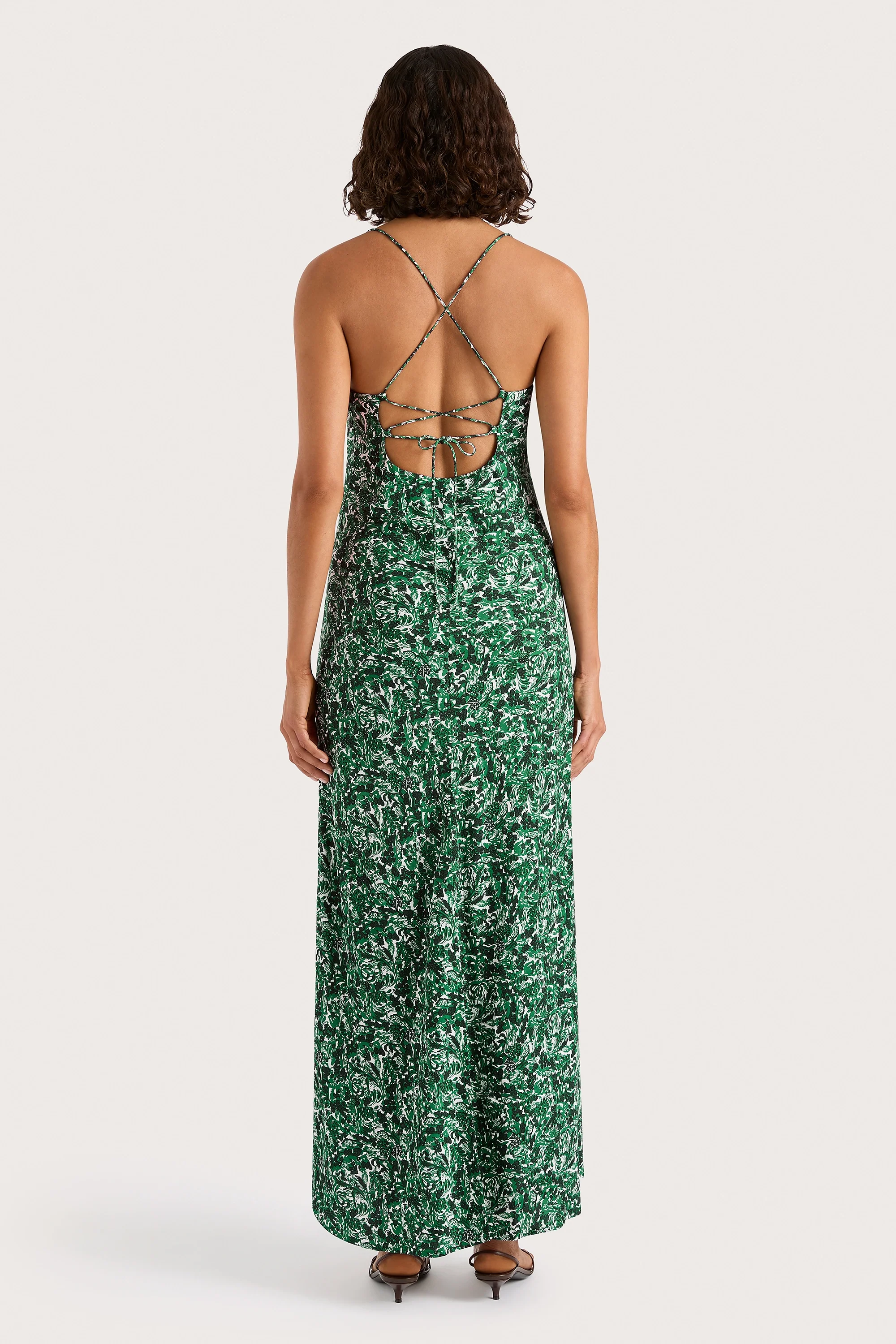 2580-lusia-maxi-dress-oak-final-sale-1.webp