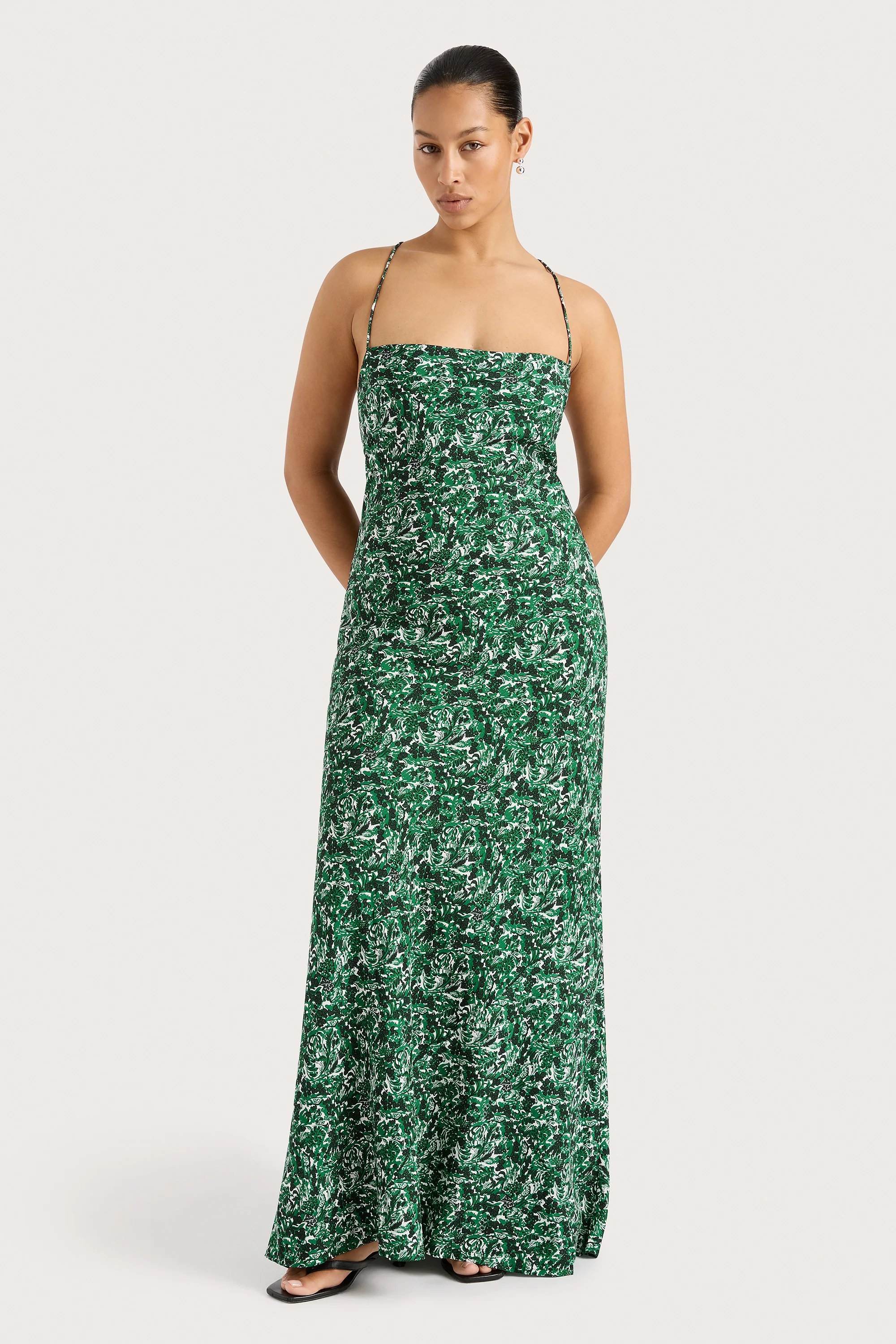 2580-lusia-maxi-dress-oak-final-sale-1.webp