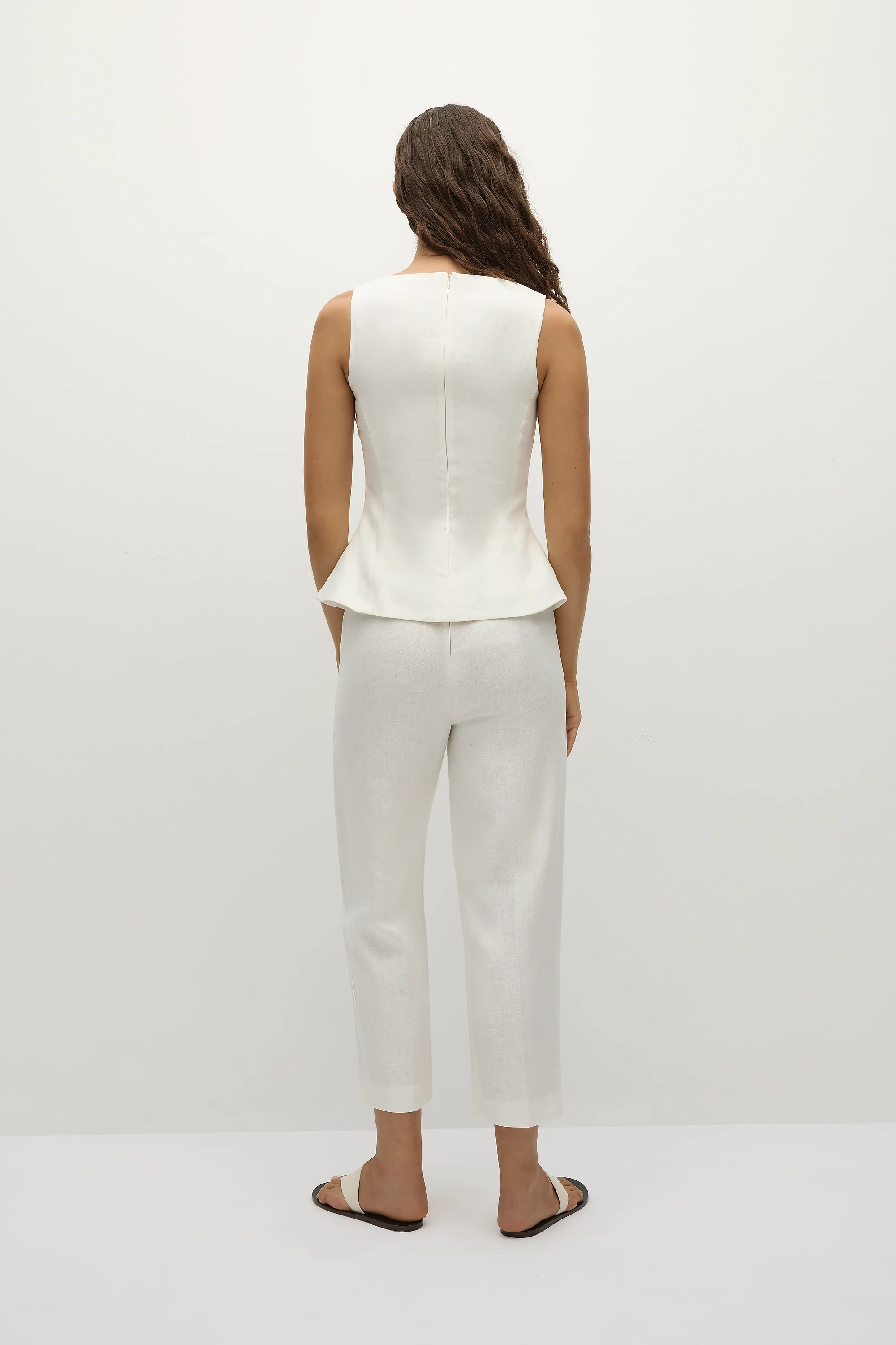 348-ana-top-white-1.webp