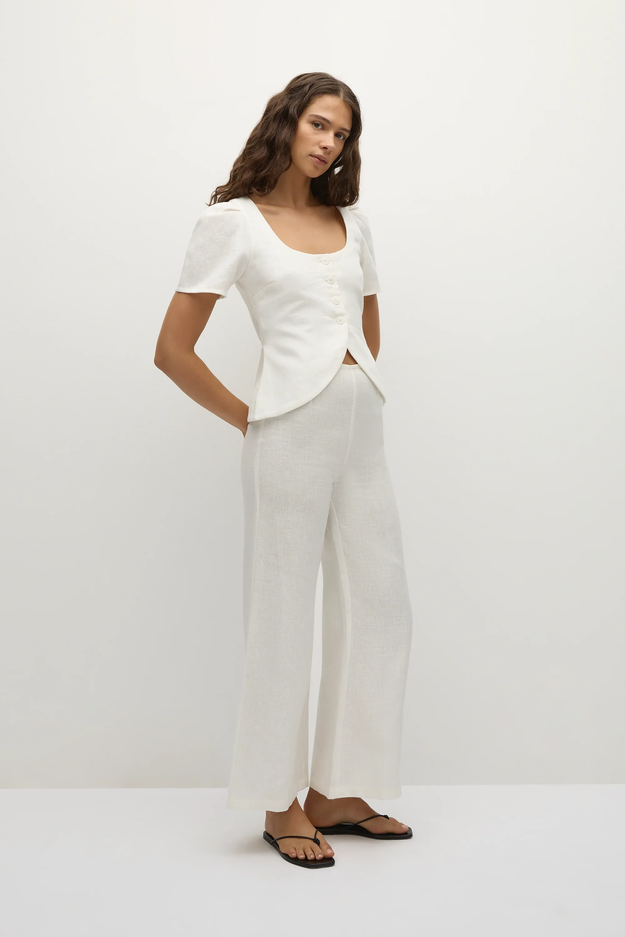 Audrey Vest White