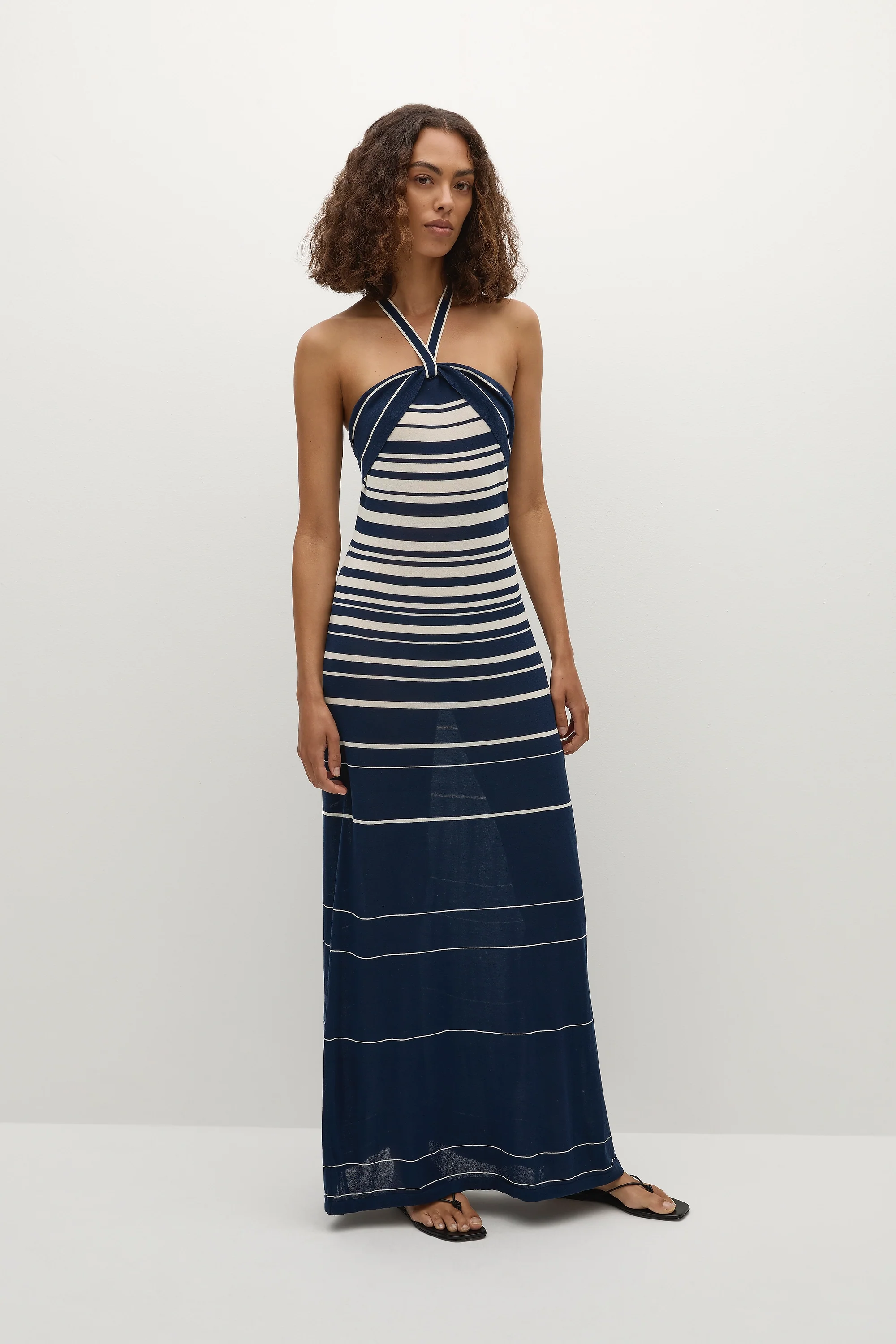 3495-axel-maxi-dress-accordion-stripe-cream-navy-1.webp