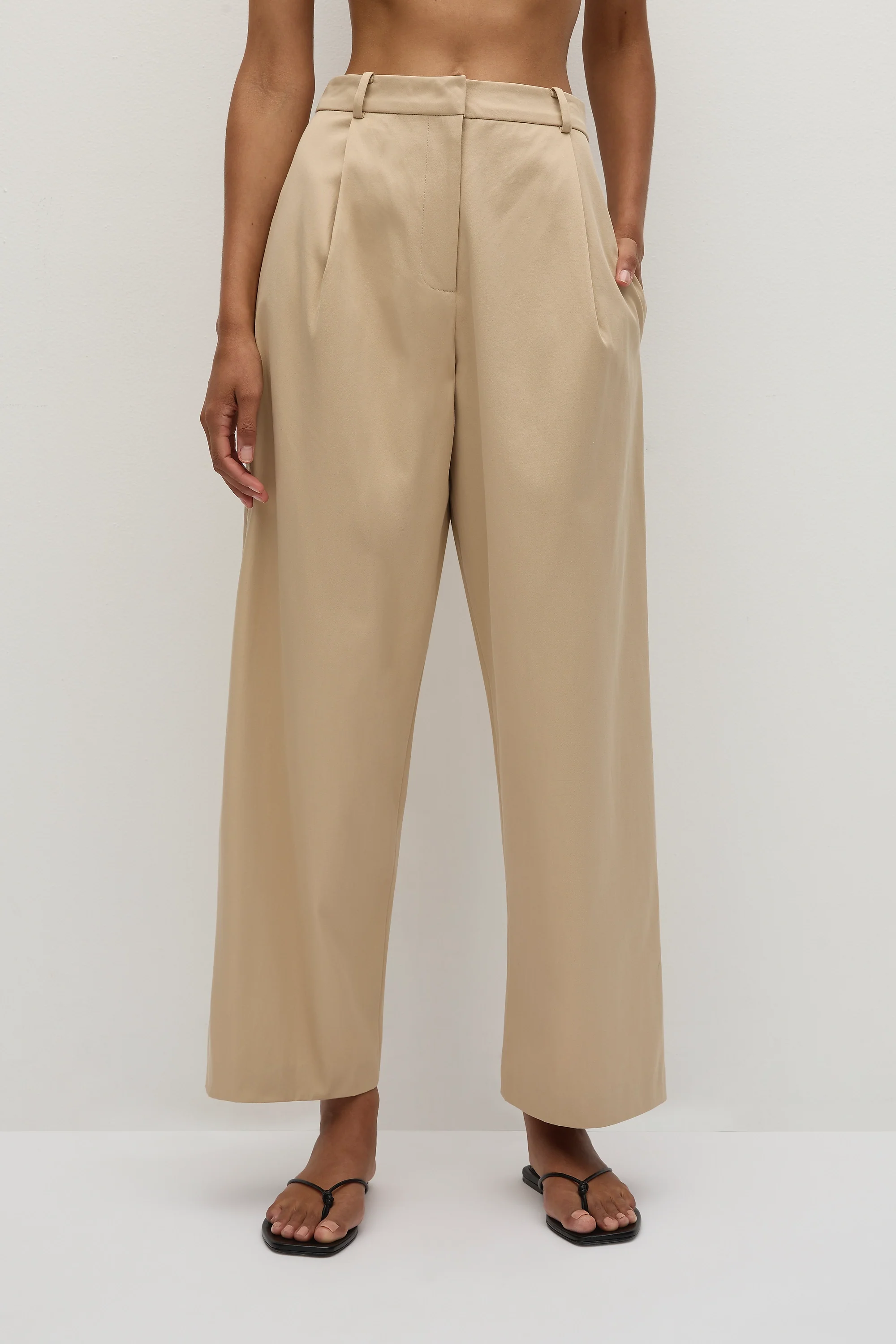 390-sable-trouser-fawn-1.webp