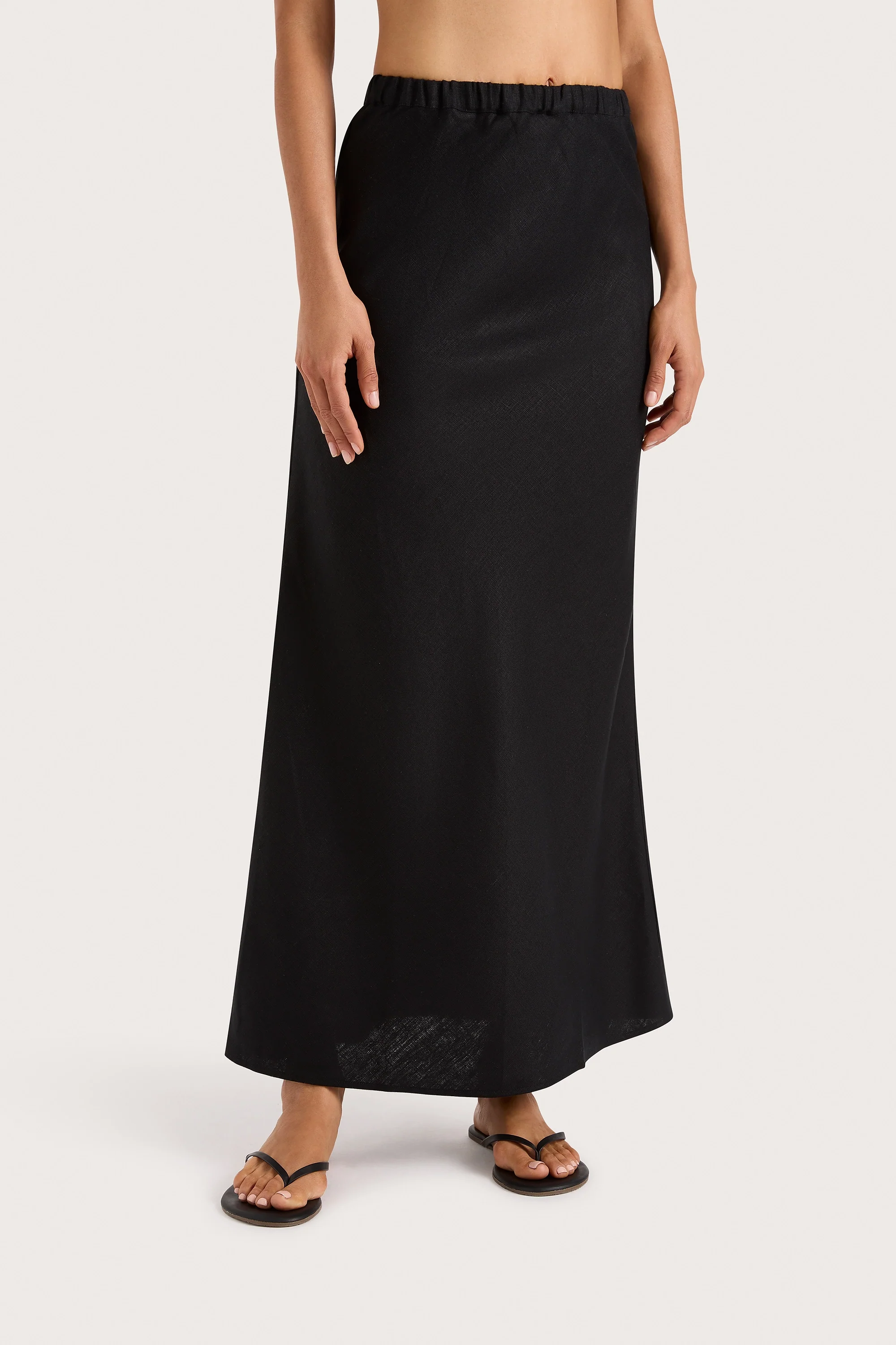 4018-faye-skirt-black-1.webp
