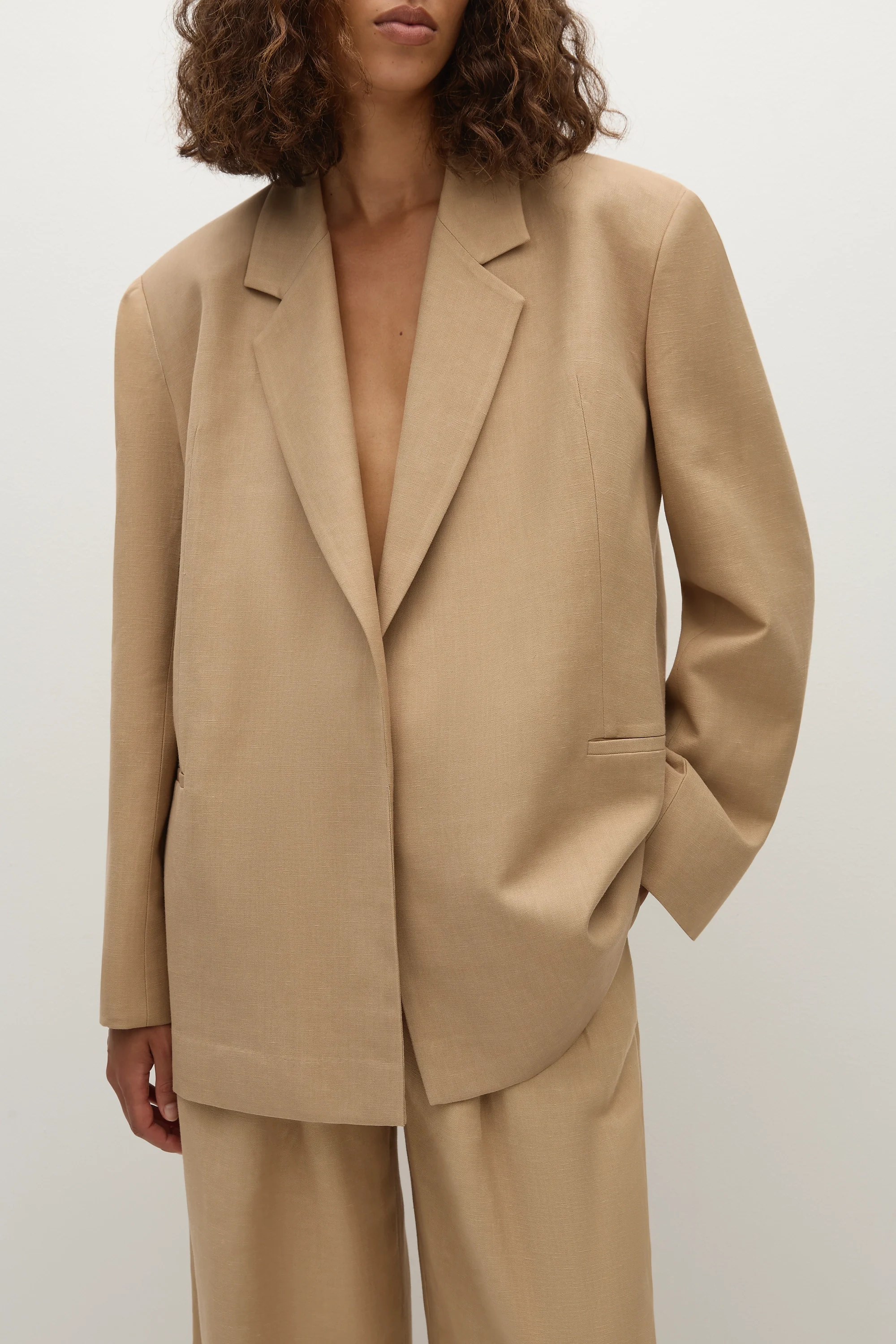 4060-felix-blazer-sahara-1.webp