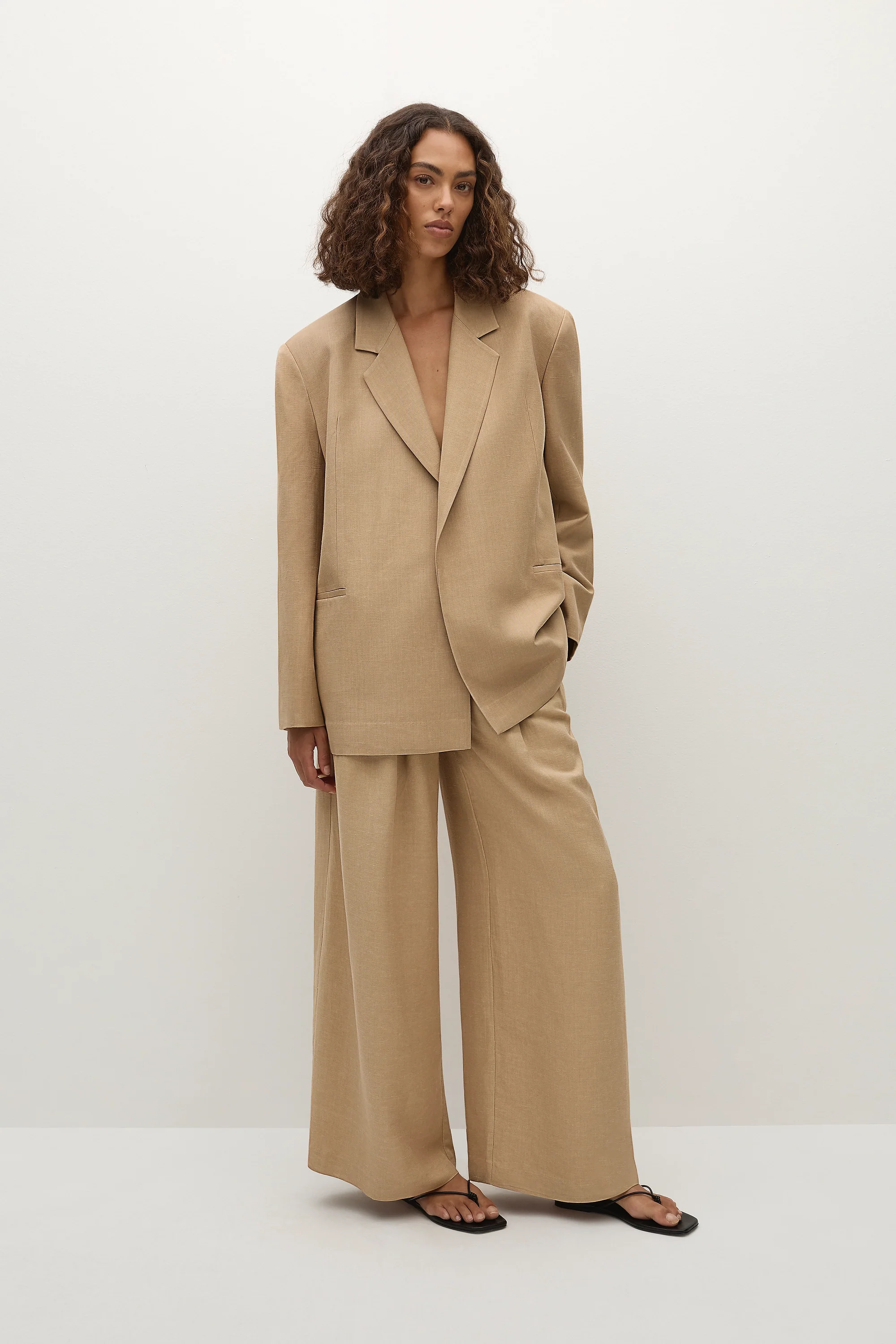 4060-felix-blazer-sahara-1.webp