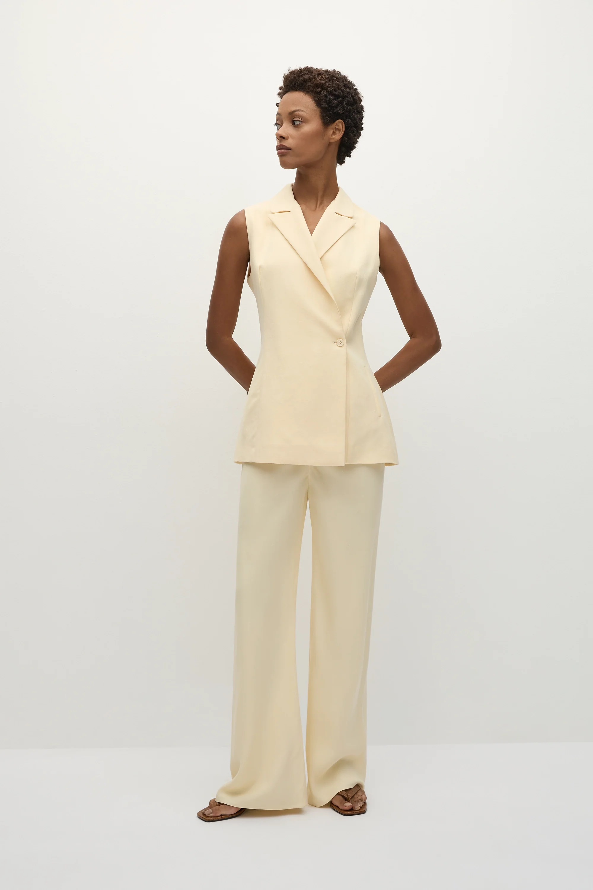 4075-florine-blazer-butter-1.webp