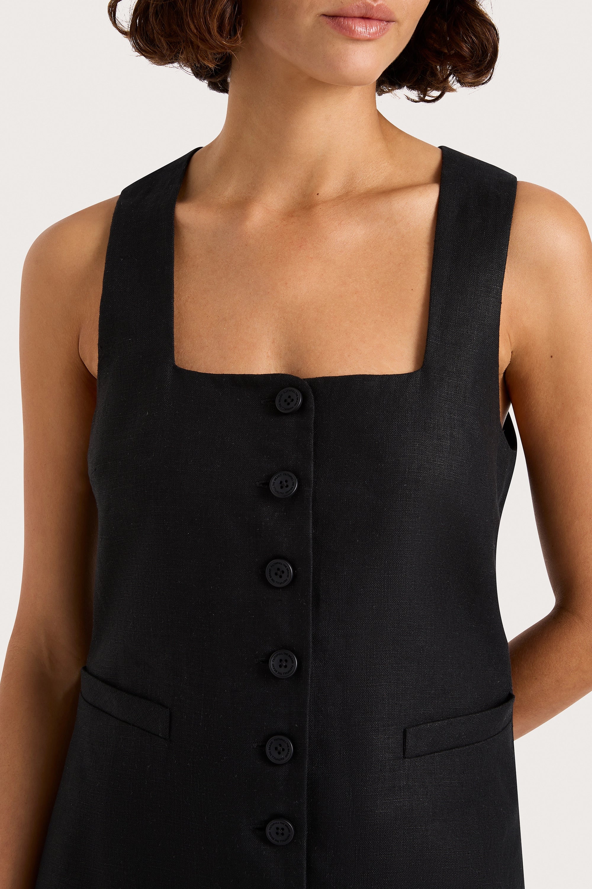 4362-jaques-mini-dress-black-1.webp