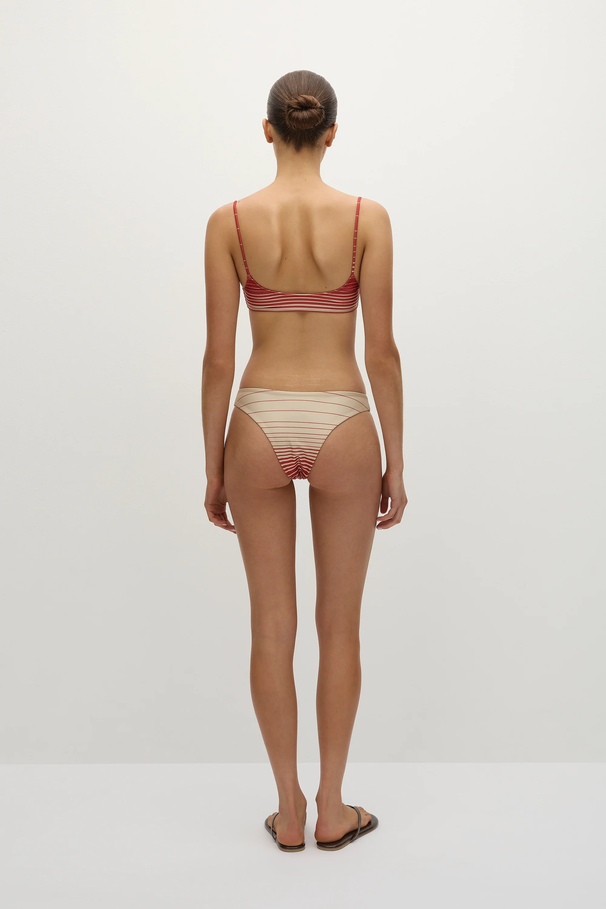 4917-orla-bikini-top-accordion-stripe-amber-fawn-1.webp