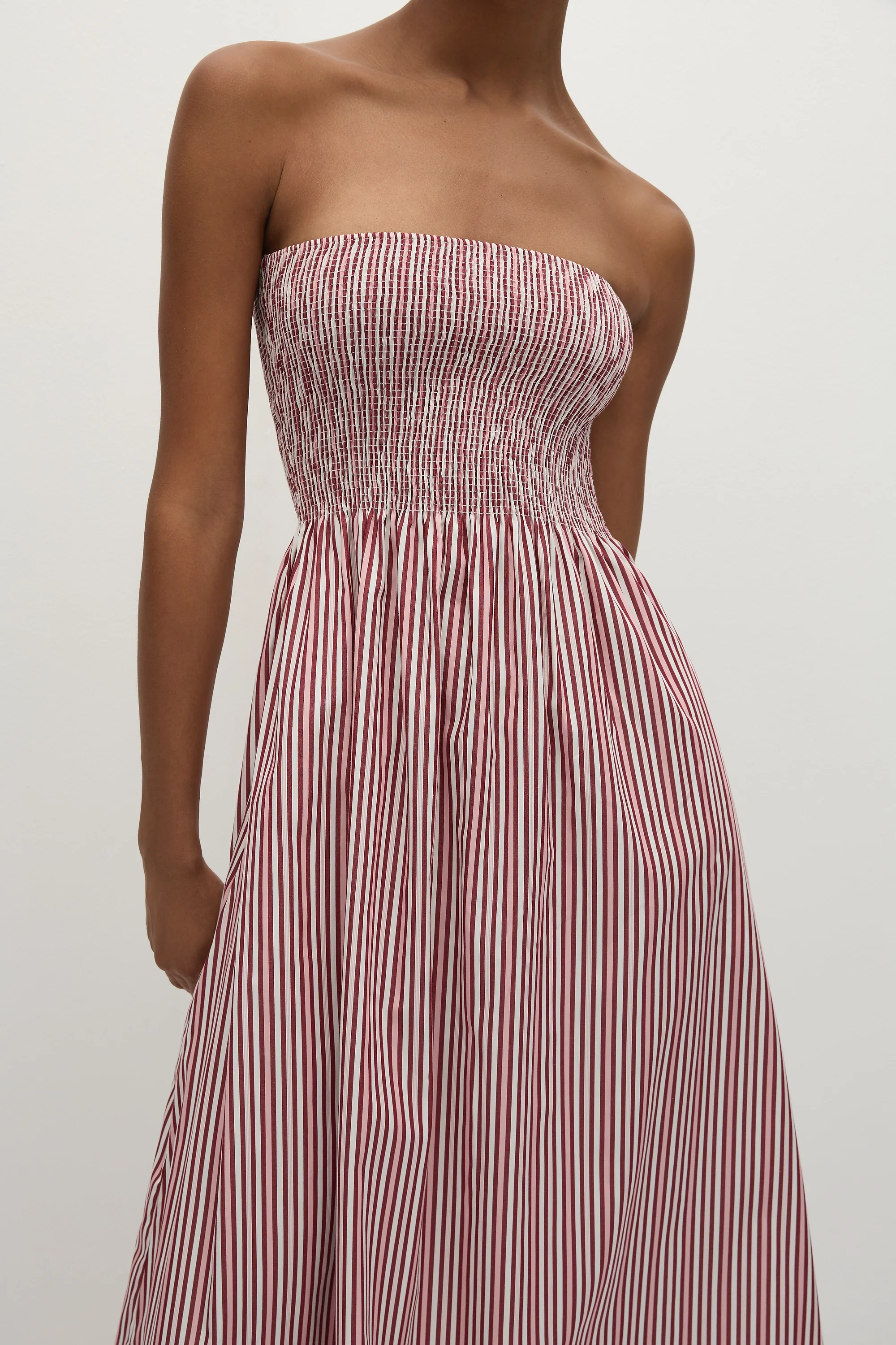 5068-sanya-maxi-dress-clare-stripe-1.webp