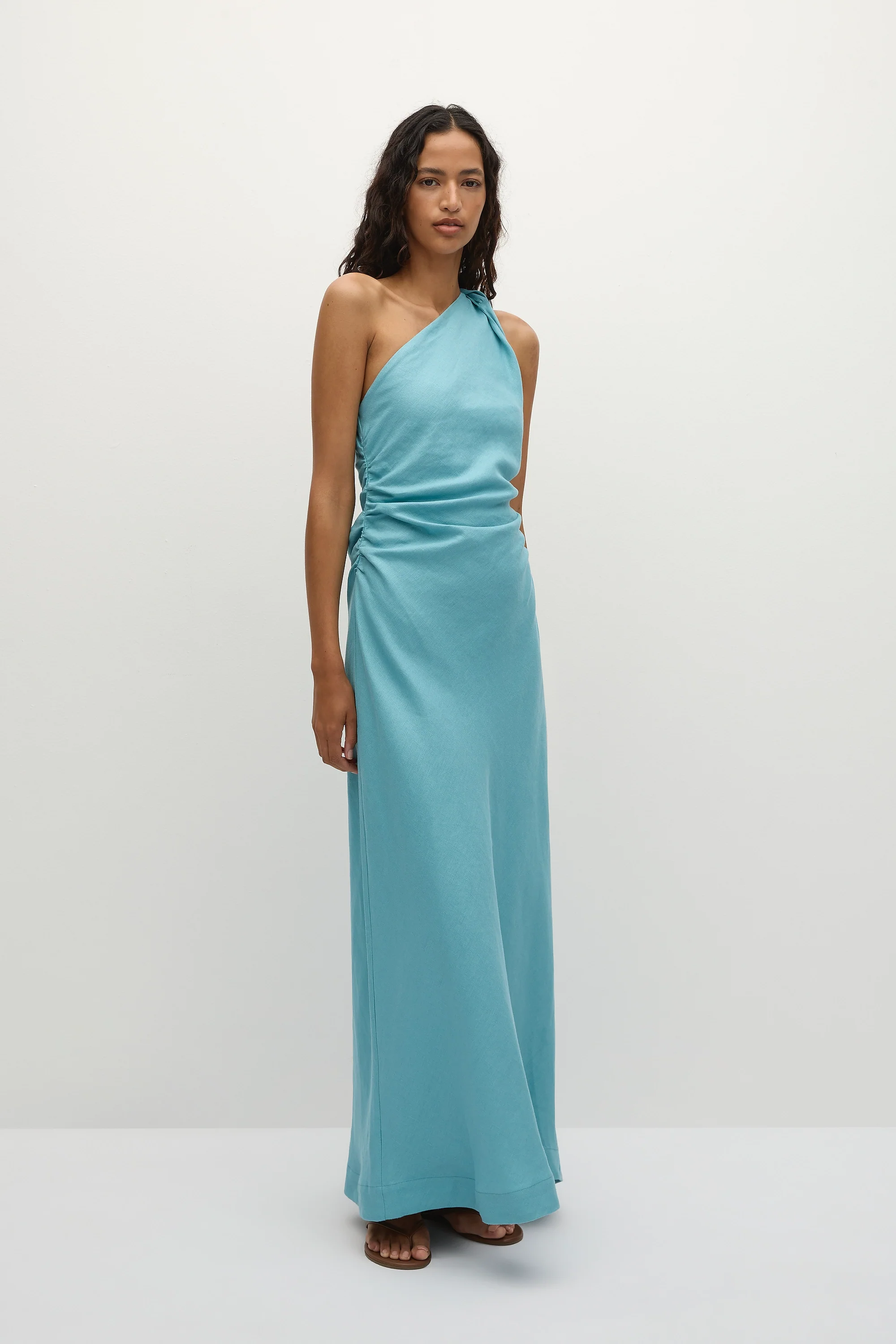 5167-sola-maxi-dress-iris-1.webp