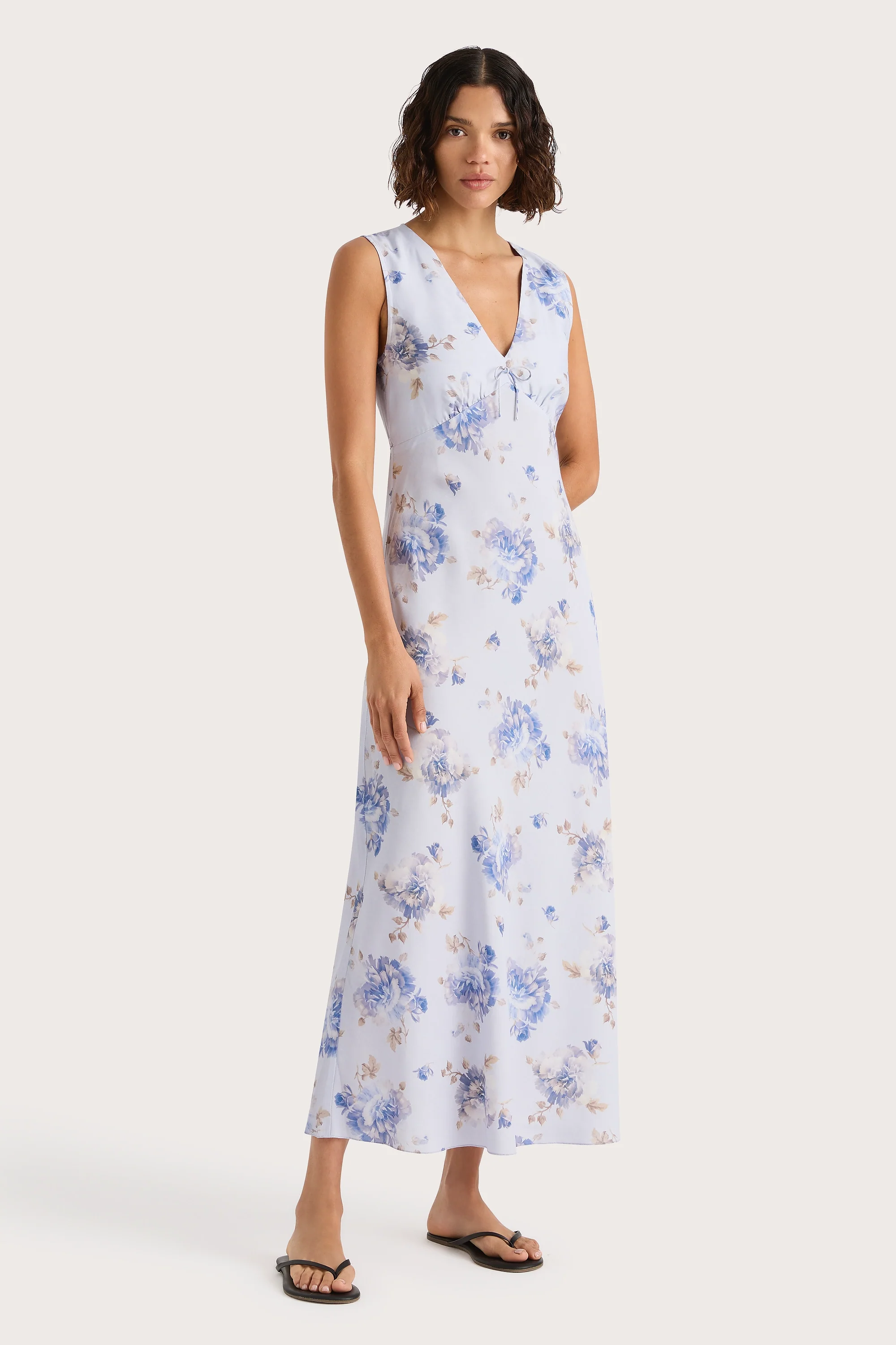 523-josephine-maxi-dress-leona-floral-lilac-1.webp