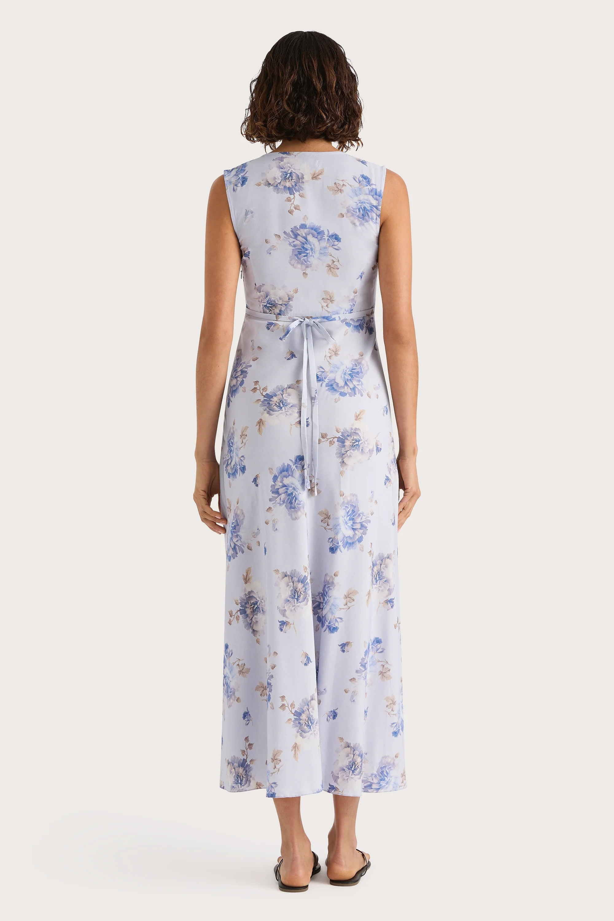 523-josephine-maxi-dress-leona-floral-lilac-1.webp