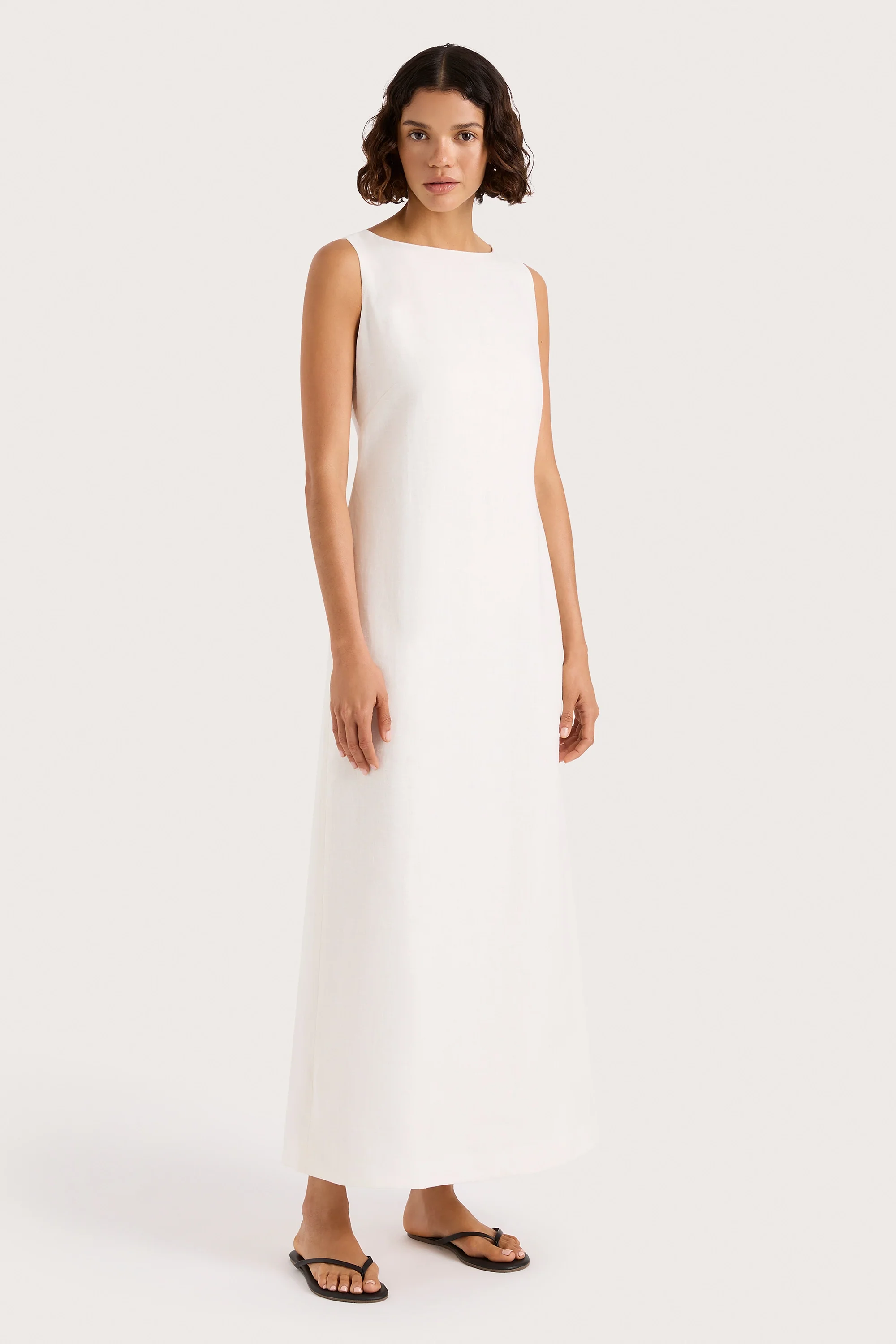 5388-taylor-midi-dress-white-1.webp