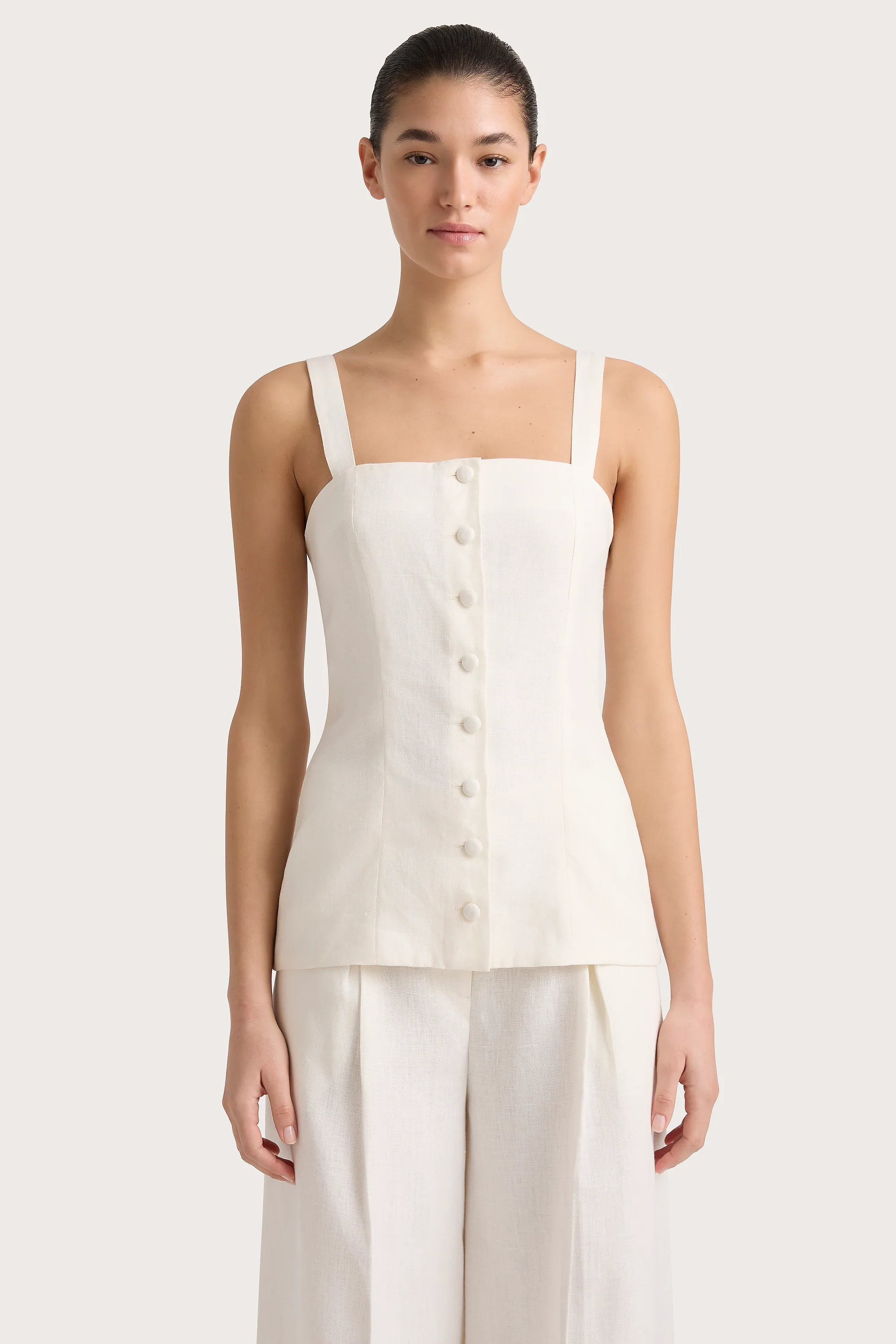 914-corbiere-vest-white-final-sale-1.webp