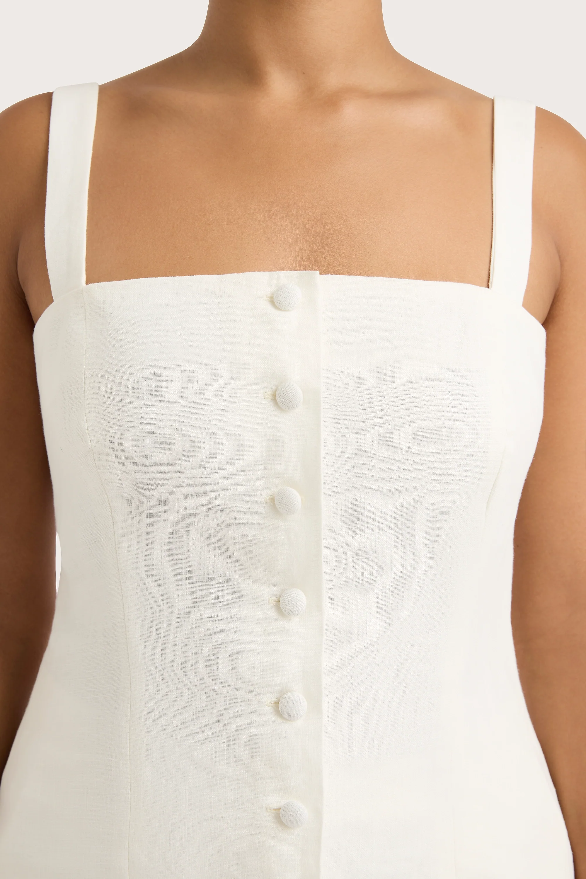 914-corbiere-vest-white-final-sale-1.webp
